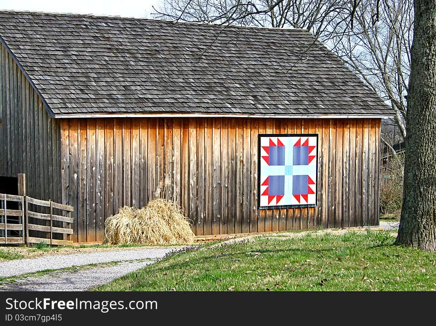 Bear s Paw Quilt Barn 1