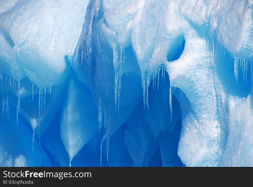 Icycles on an iceberg