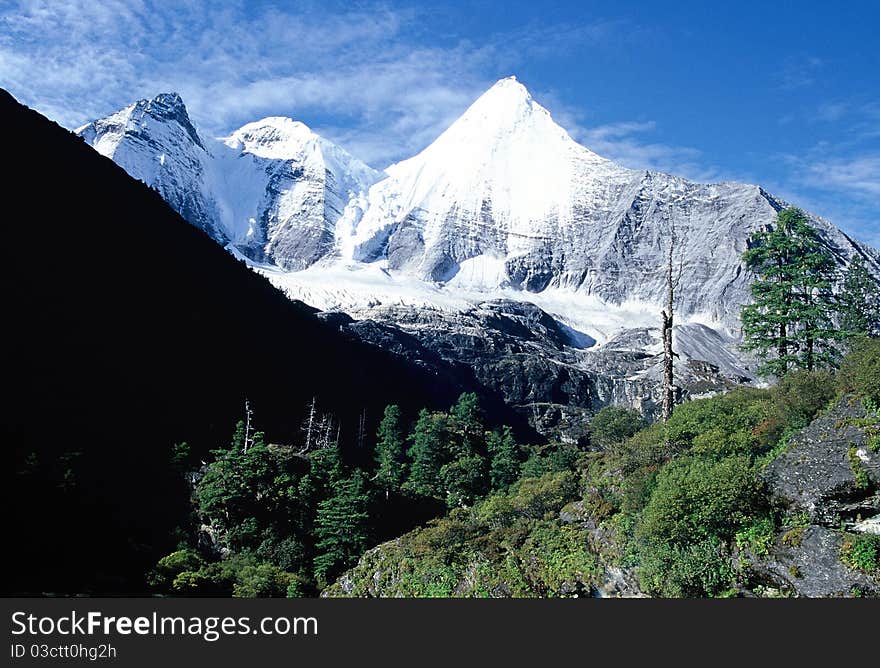 A famous joly peak in Tibetan Buddhism. 5958m. Like a young lady lying, facing the sky. A famous joly peak in Tibetan Buddhism. 5958m. Like a young lady lying, facing the sky.