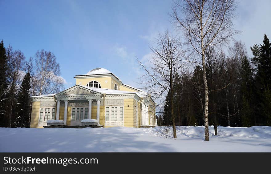 Winter version of Pavillon des Roses Pavlovsk, Saint Petersburg