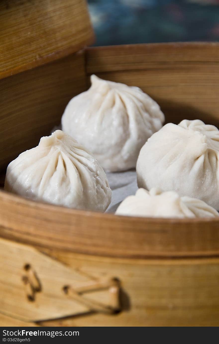 Steamed dumplings