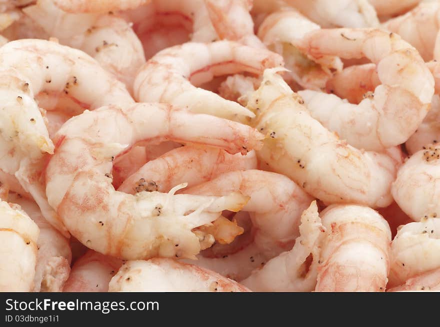 A bunch of shrimps ready to eat.