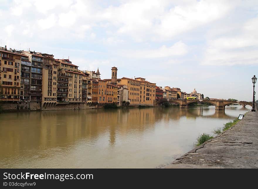 Arno river&Ponte alle Grazie Bridge Firenze,Italy