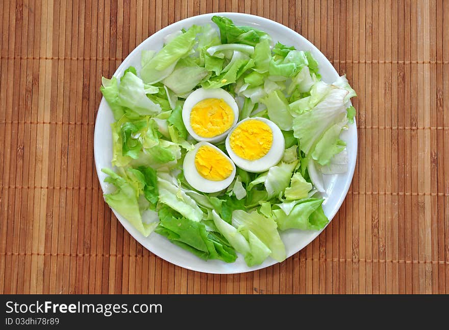 Eggs and lettuce