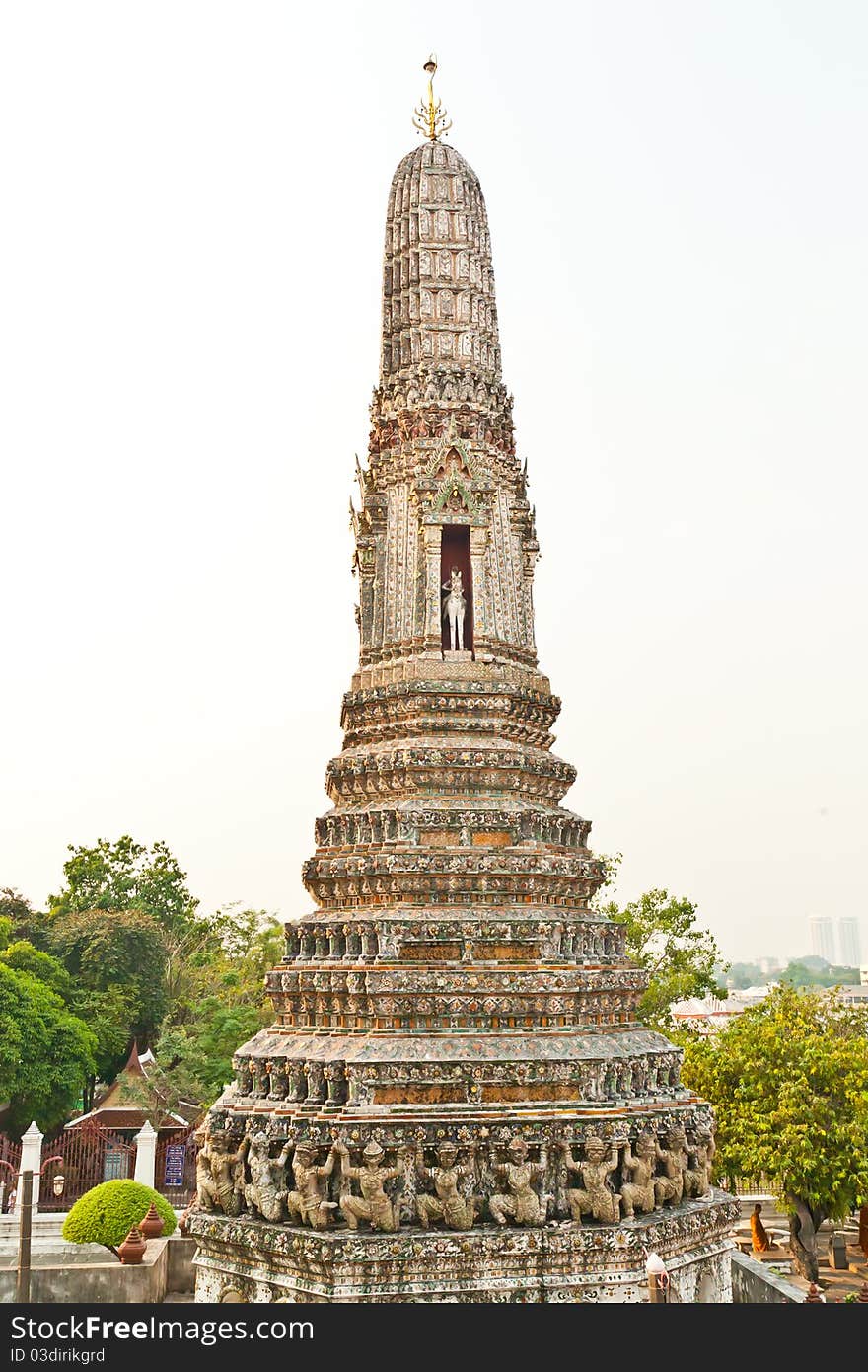 White Pagoda is located at Wat Arun in Bangkok