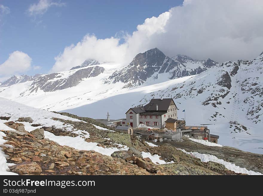 Alpine mountain hut