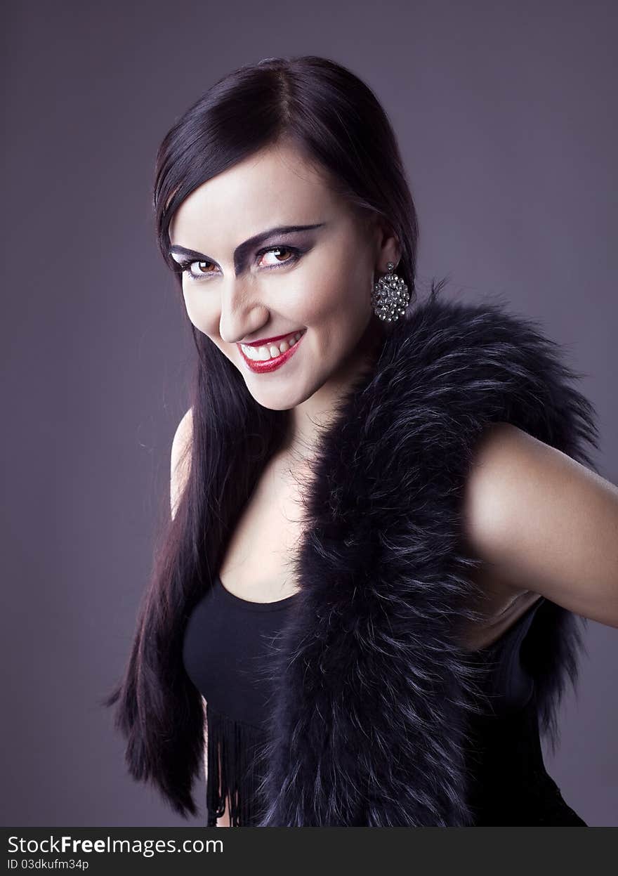 Beauty Woman Smile In Fur Boa - Retro Make-up