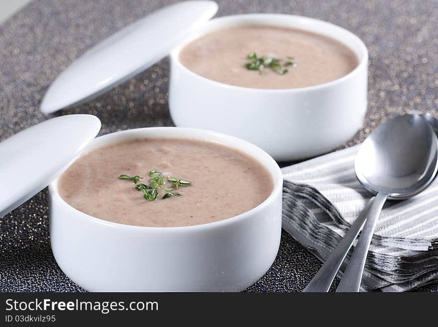 Cream soup with mushrooms and bean