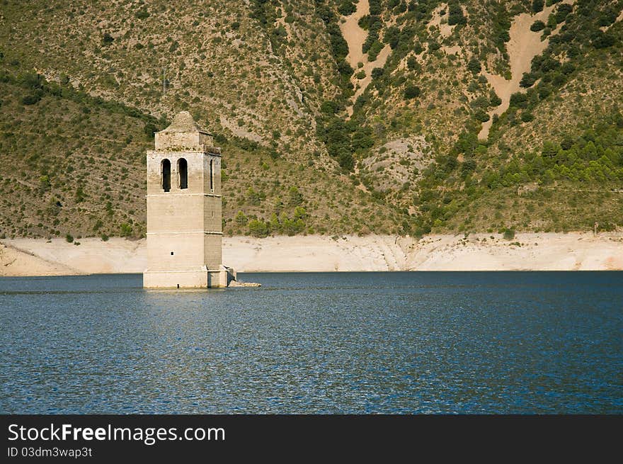 Embalse de Mediano Reservoir near Ainsa,Spain