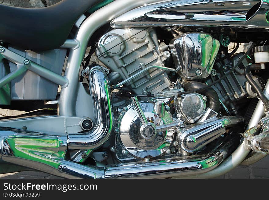 Motorcycle engine