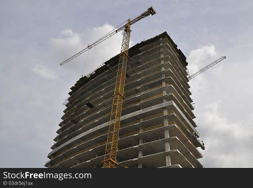 Construction of a concrete building