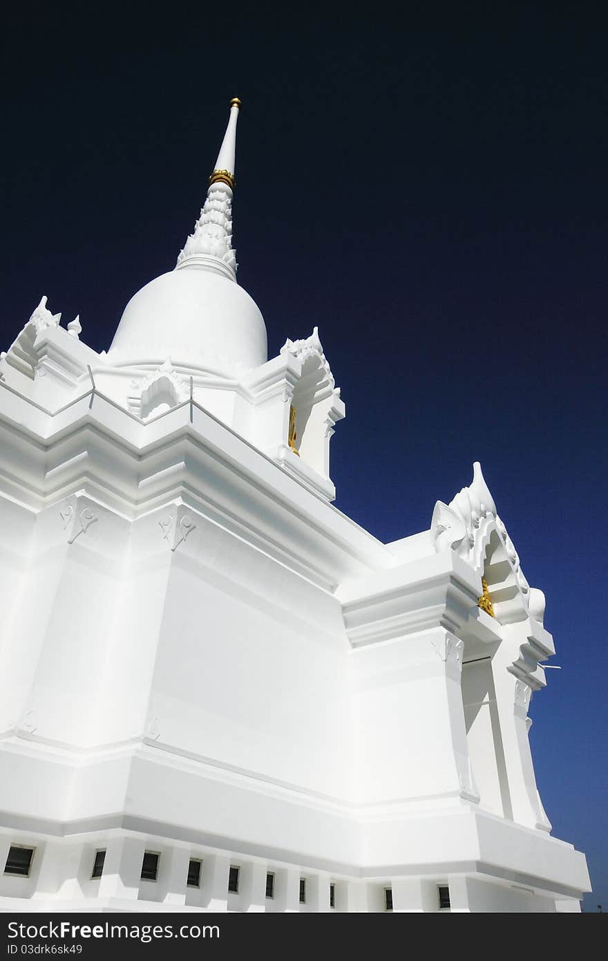 Stupa in sunny day of thailand