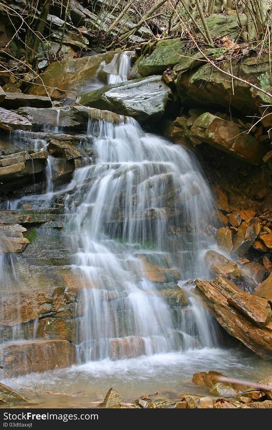 Signal Mountain Cascade (v)