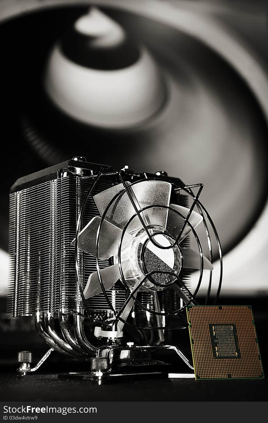 Processor and its cooler fan with selective desaturation. Processor and its cooler fan with selective desaturation