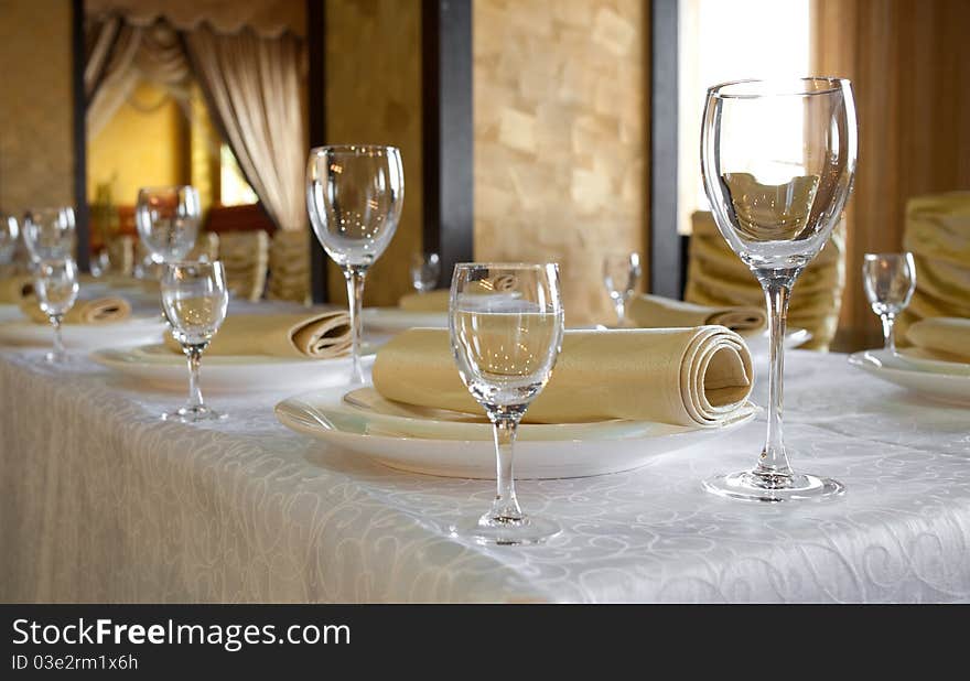 Serving banquet table in a restaurant