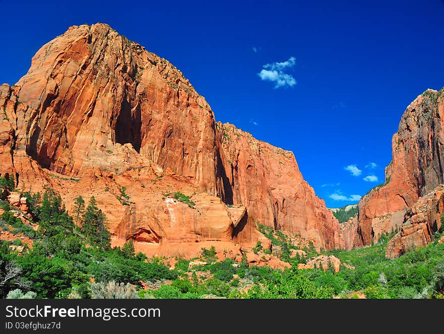 Towering rocks at Zion NP