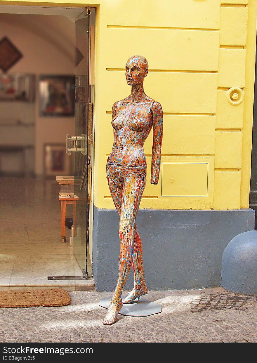 Mannequin near the boutique. Vienna. Austria