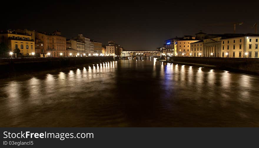 Pont Vecchio at night