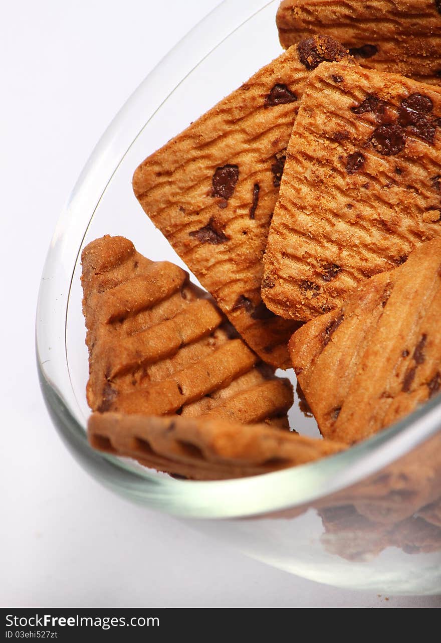 Crunchy cookies with choco chips