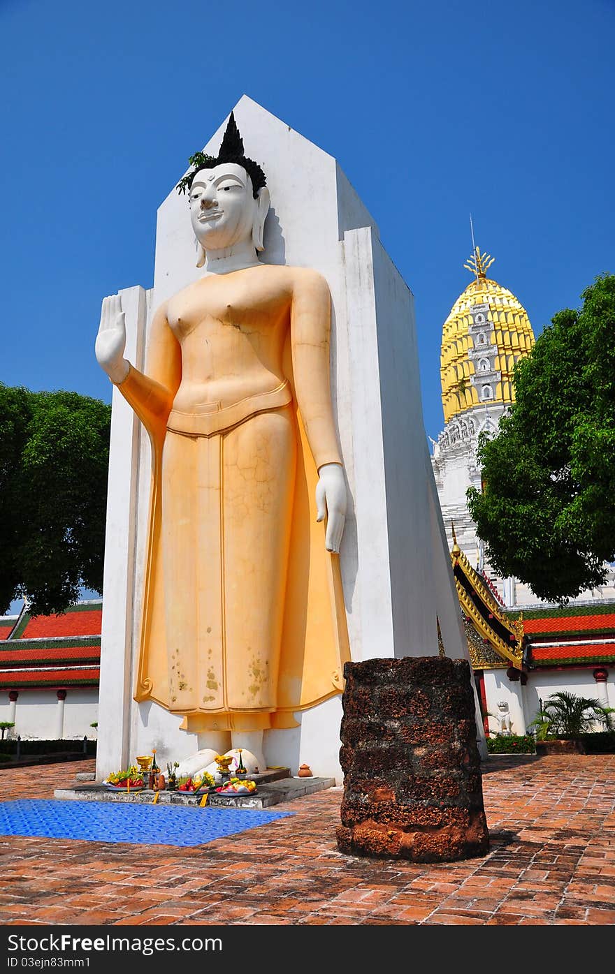 Buddha statue