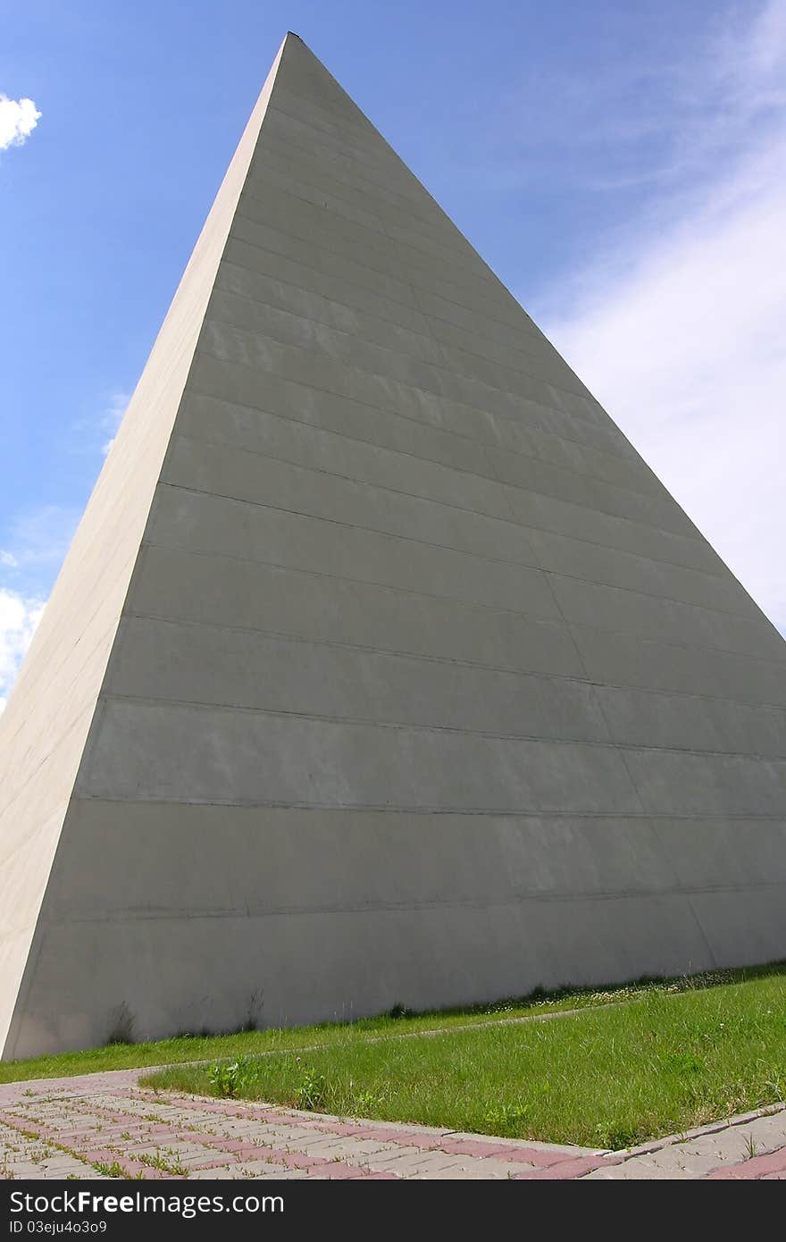 White pyramid with the outgoing to the heavens peak. White pyramid with the outgoing to the heavens peak