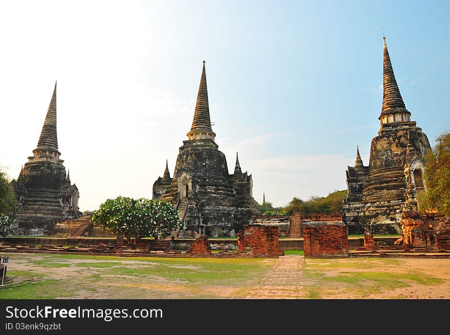 Ancient stupa in Abandoned outside Ayutthaya. Thailand