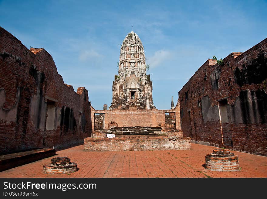 Chaiwatthanaram temple