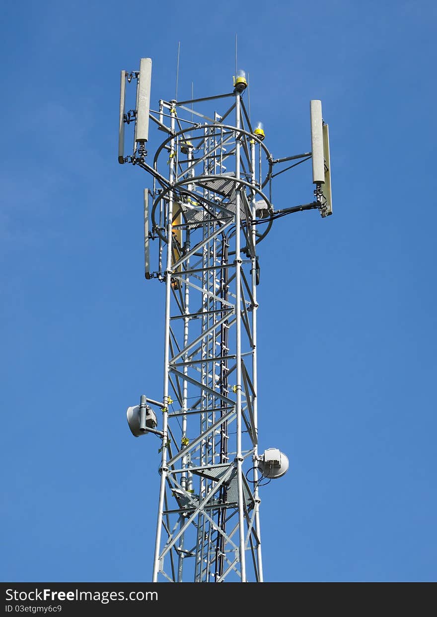 Telecommunication tower