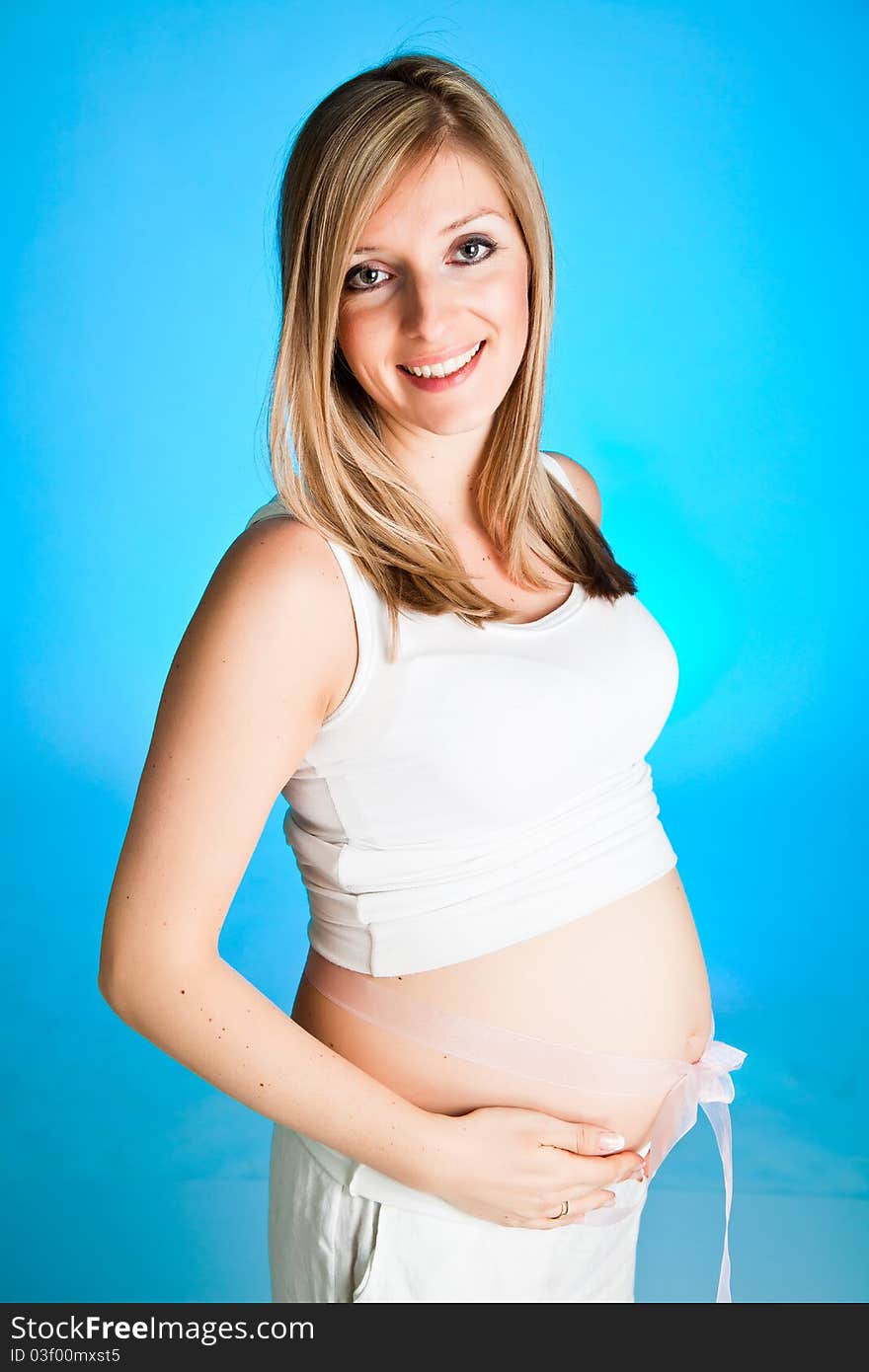 Pregnant blond woman