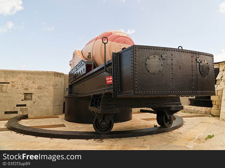 The 100-ton gun, world's largest cannon. Fort Rinella. Malta