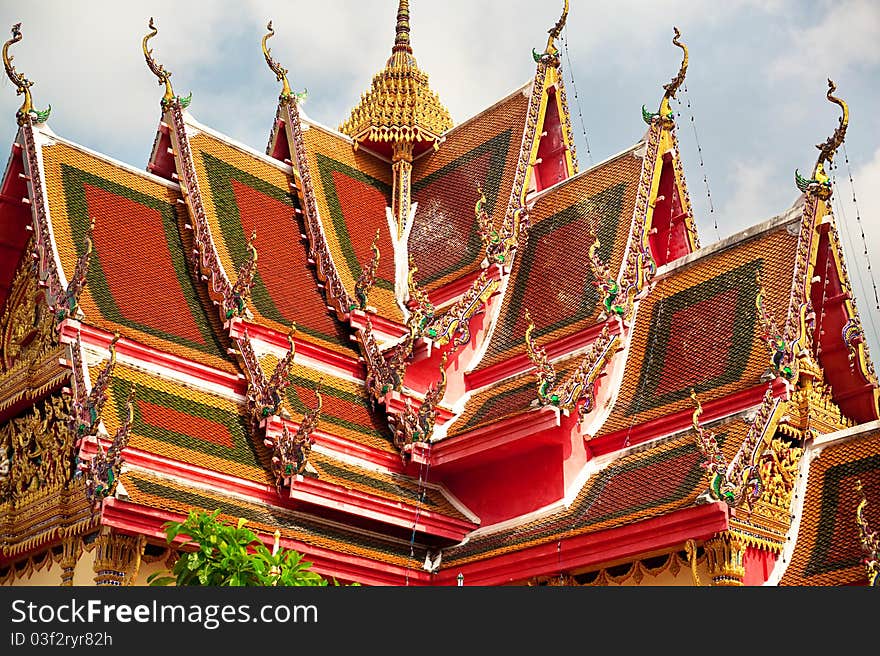 Decorative temple rooftop