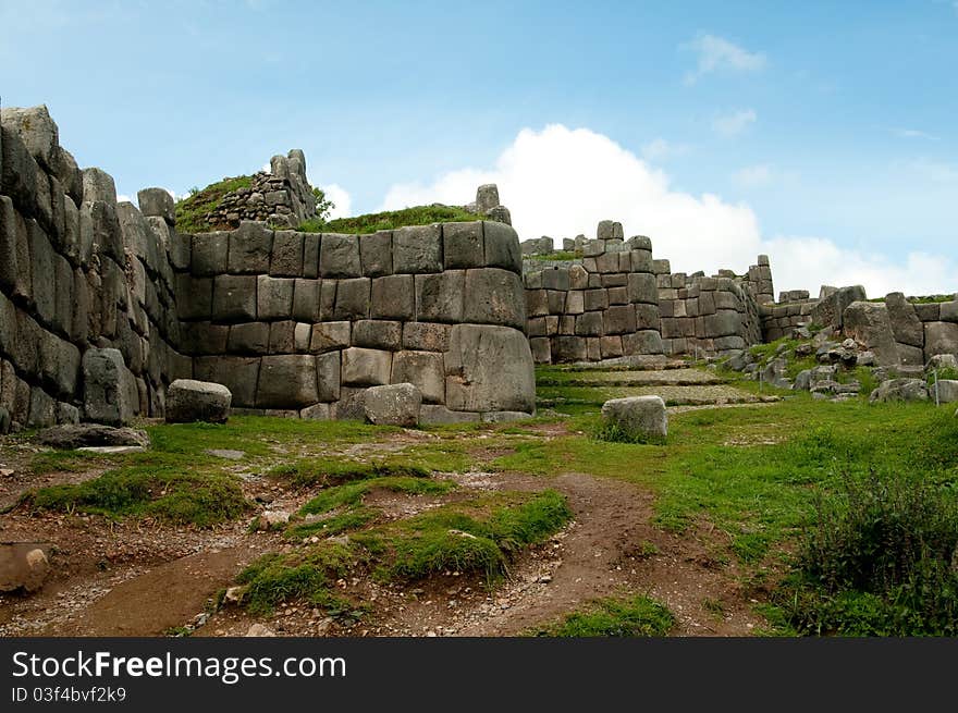 Sacsayhuaman