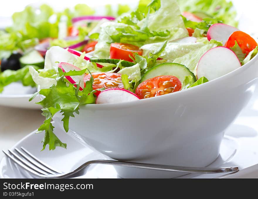 Salad with greens and vegetables