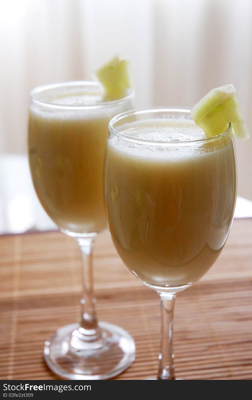 Honey dew juice