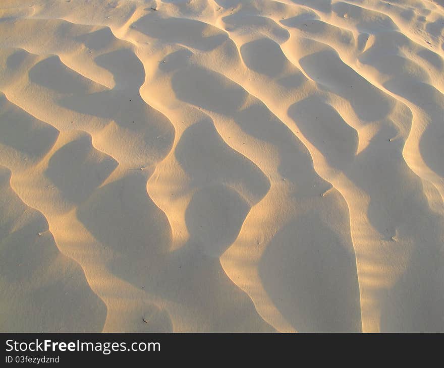 Sand patterns in the desert