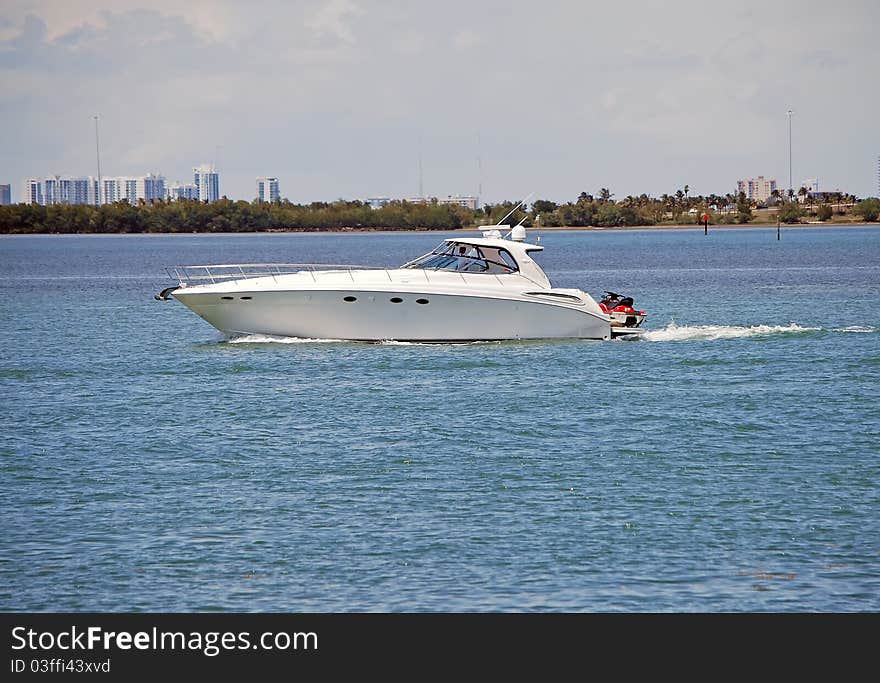 Sportfishing boat cruising the florida intercoastal waterway near Miami Beach