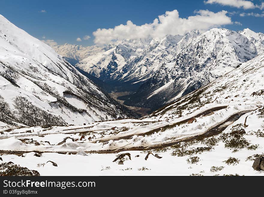 Yumthang valley in Sikkim from Zero Point at an altitude of 14000 feet in the Himalayan range.