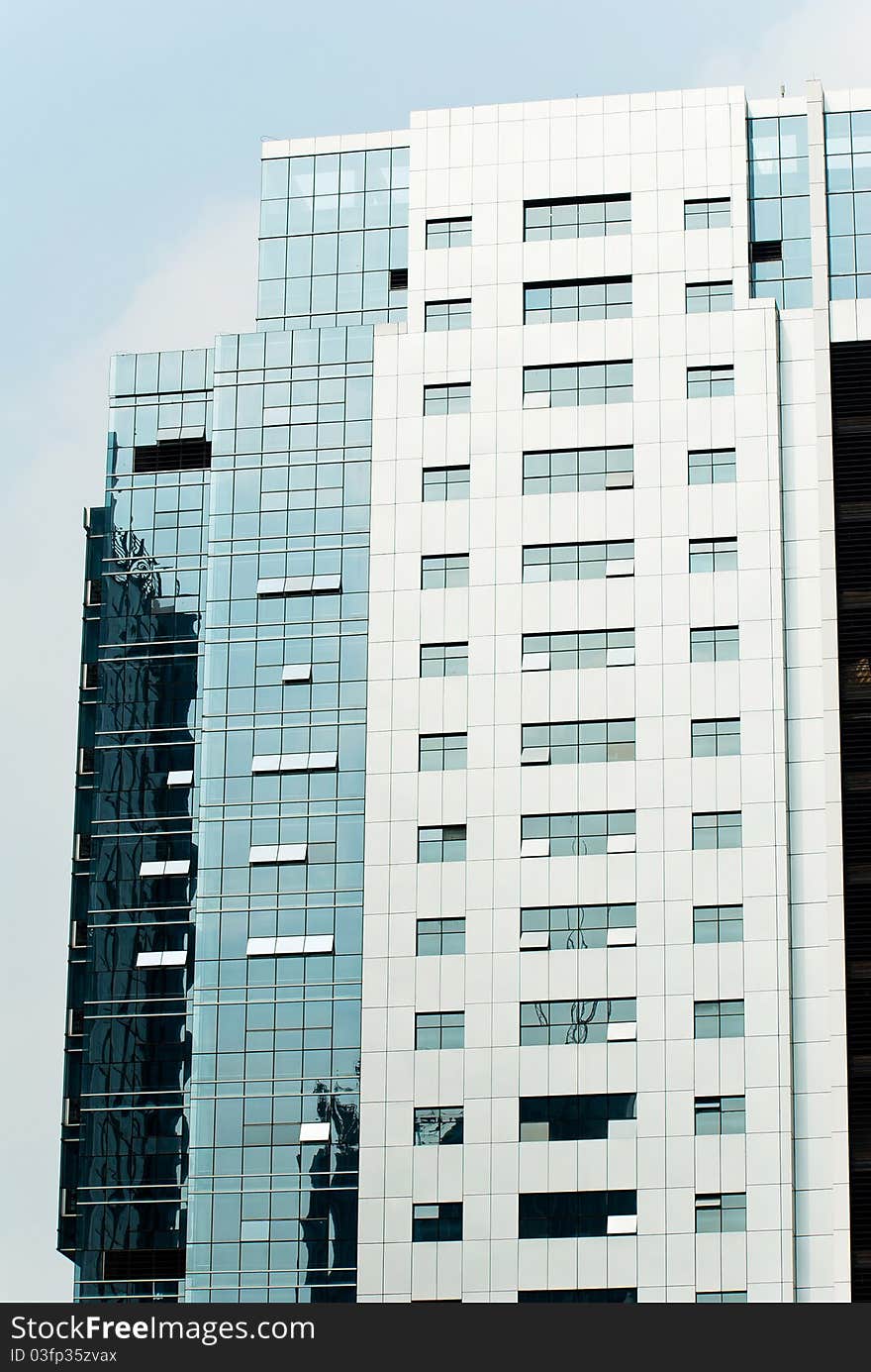 Commercial building exterior glass, the sun dipped