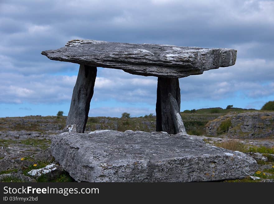 Poulnabrone Dolmen