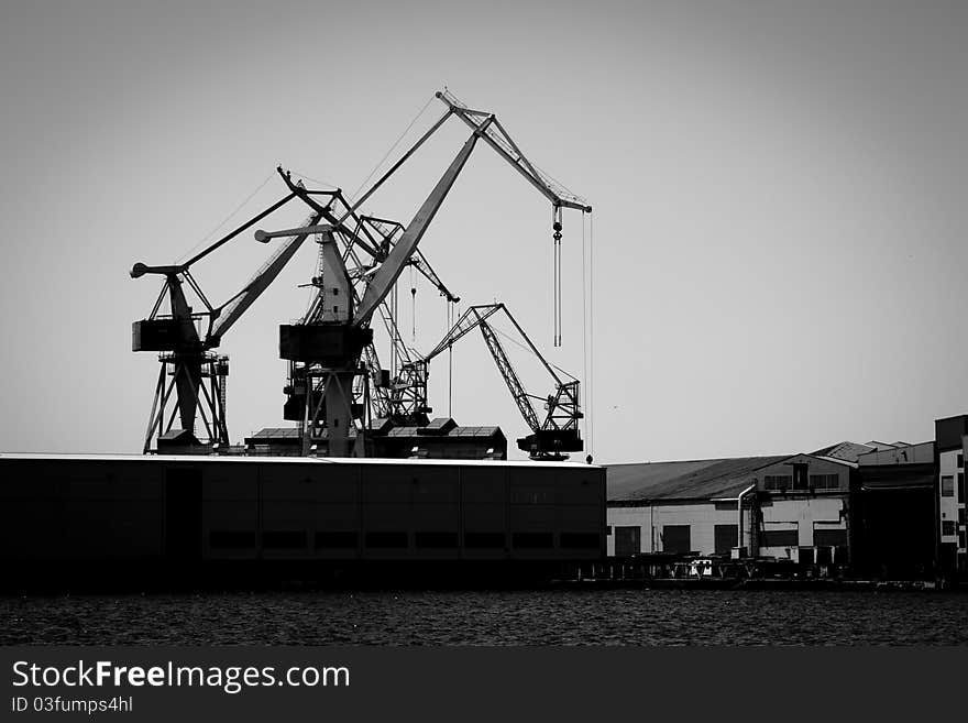 Harbour cranes