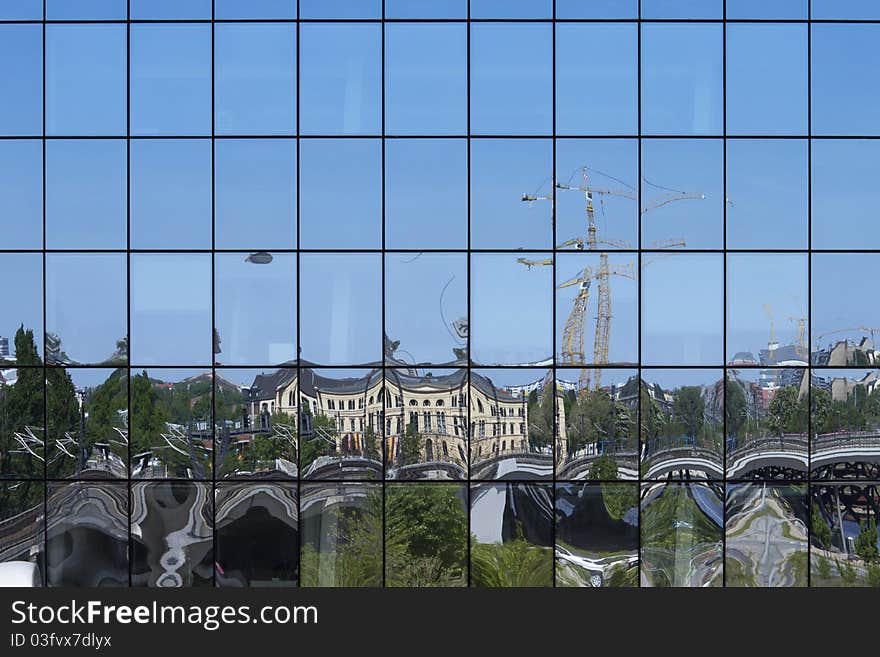 Facade reflection city