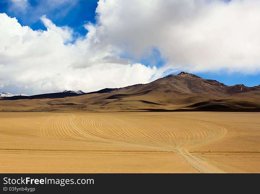 Desert road in Uyuni