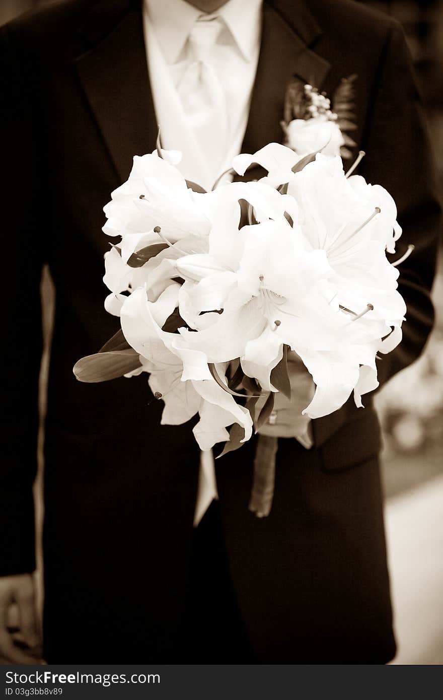 A closeup of a bright wedding bouquet