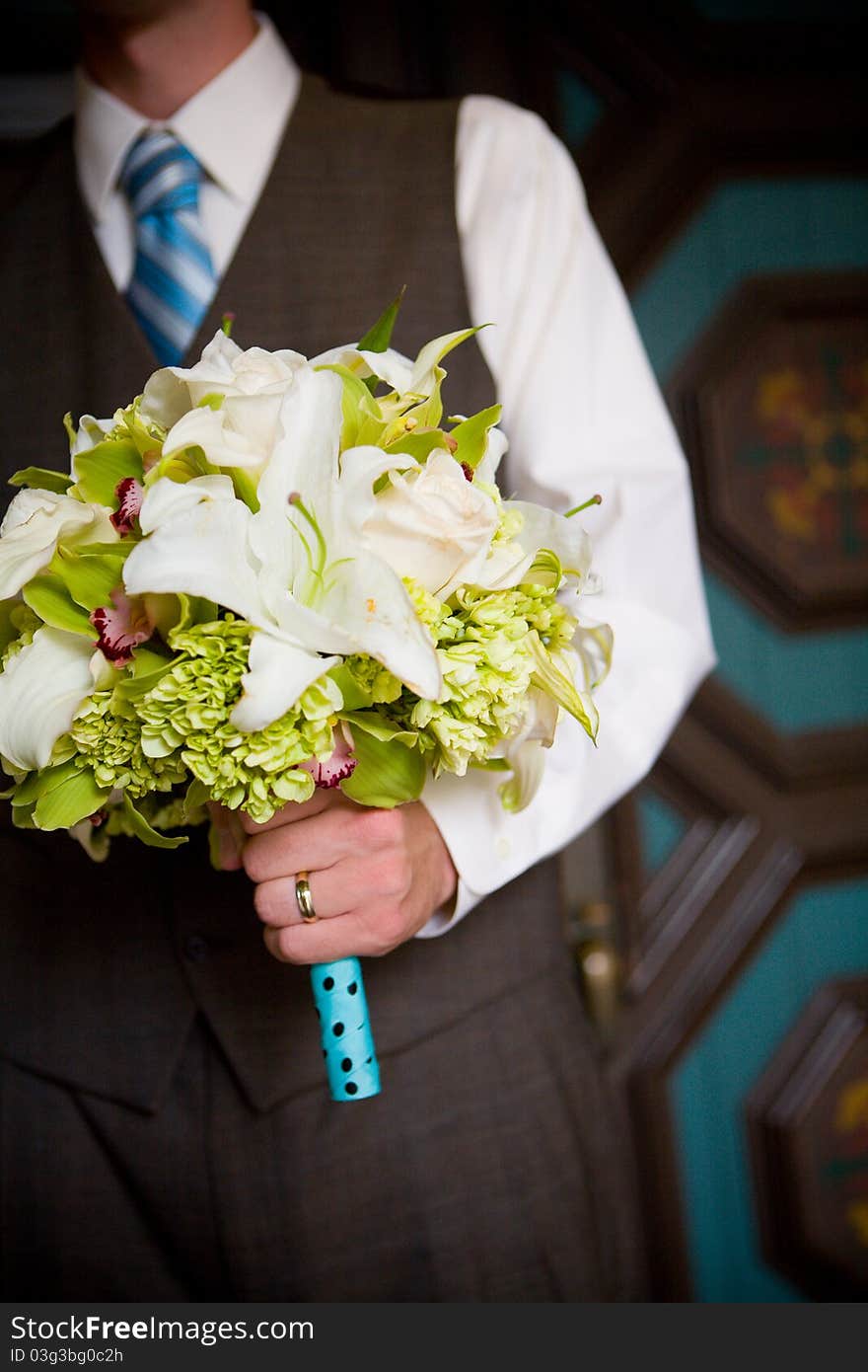 A closeup of a bright wedding bouquet