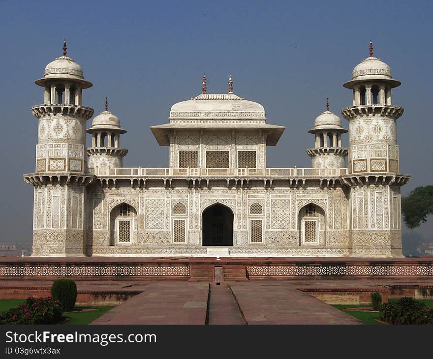 Mausoleum Itimad-ud-Daula in Persian fleet in Agra, Uttar Pradesh, India