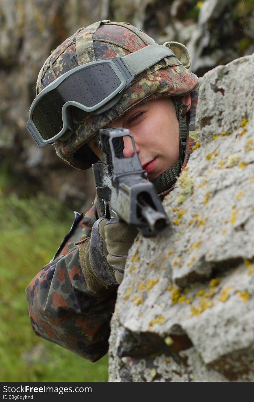 Soldier Targeting With Automatic Rifle