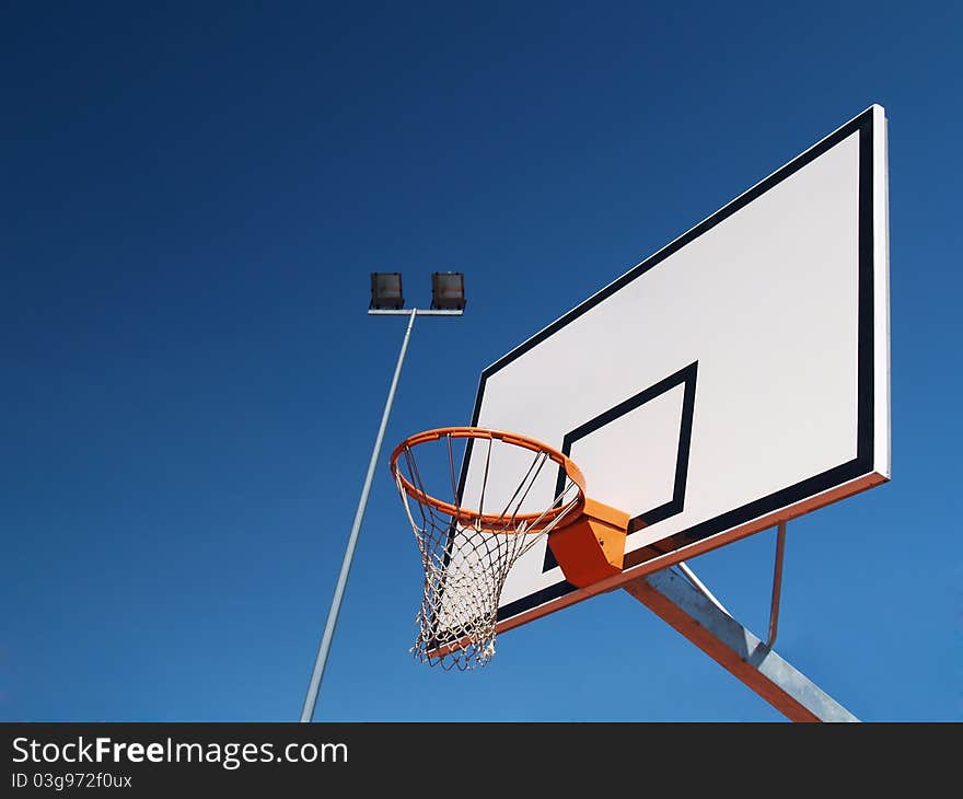 Photo array and lighting for the basketball court. Photo array and lighting for the basketball court