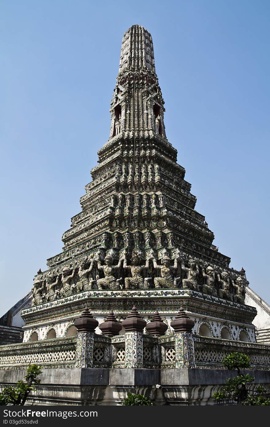 Wat Arunratchawararam Temple on blue sky