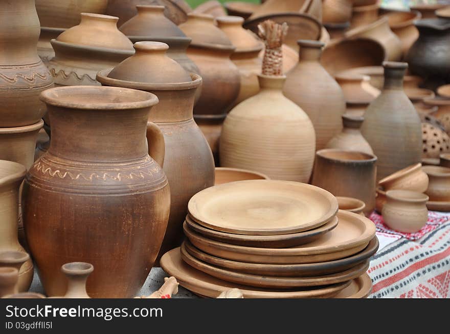 Folk art, pottery, pots