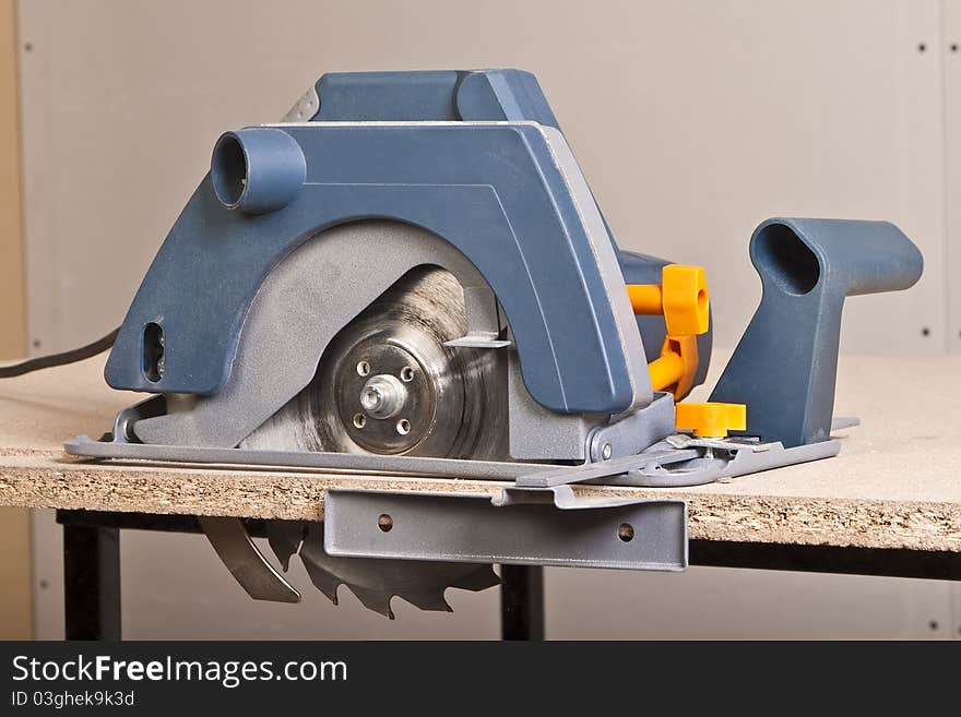 Circular saw